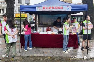 别人19岁亚洲杯破门……我们国奥球员与申花比赛发生争吵“骂街”